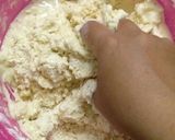 Gambar langkah 5 resipi Karipap Crunchy.