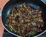 Foto del paso 3 de la receta: Carrilladas de cerdo con salsa de boletus