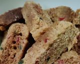 A picture of step 10 of Christmas Tutty fruity vanilla cake.