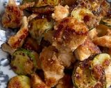 Foto del passaggio 3 della ricetta Bocconcini di pollo e zucchine