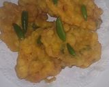 Foto langkah ke 3 dari resep Bakwan jagung ayam keju yang gurih.
