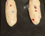 Foto langkah ke 7 dari resep Soft Sourdough cranberry and cheese.