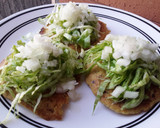 Foto del paso 5 de la receta: Arepas🌽🍘 con salsa verde🌶 picante y queso🧀...🤔😊😋