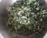 A picture of step 1 of Makai Thepla.