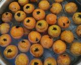 Foto del paso 2 de la receta: Manzanita "tejocote" en dulce