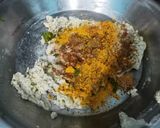 A picture of step 3 of Urad dal pakora.