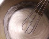 A picture of step 2 of 2 Minutes Chocolate Cake.
