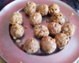 A picture of step 7 of Peanuts cashew nuts ladoo.