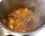 Foto del paso 7 de la receta: Cerdo a la cacerola