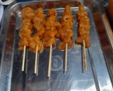 A picture of step 5 of Low-Fat Chicken Satay Skewers.