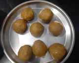 A picture of step 3 of Poornam burelu.