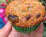 Foto langkah ke 9 dari resep Muffin Oatmeal Pisang dengan Kismis dan Chocochips.