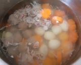 Foto langkah ke 1 dari resep Sop bakso telur puyuh.