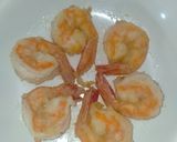 รูปขั้นตอนการทำที่ 3 ของ กุ้งขาวทอดโรยกระเทียมเจียว | Fried Shrimps with Fried Garlic