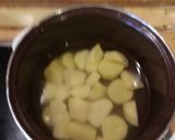 Kiadós reggeli velővel, májjal és tojással, köretnek főtt burgonya recept fázis 3 fotója