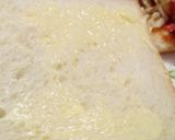 A picture of step 7 of Cheesy Egg sandwich.