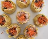 Foto langkah ke 3 dari resep Siomay (chicken and prawn dumplings).