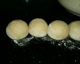 A picture of step 2 of Aaloo kay parathay.