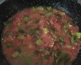 Foto del paso 3 de la receta: Pisto pimiento y calabacín con huevo y patatas fritas