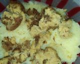 A picture of step 2 of Alu patty burger.