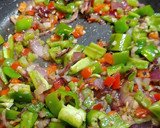 Foto del paso 4 de la receta: Llampuga o Pez Limón, en salsa de verduras mediterráneas