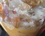 Gambar langkah 3 resipi Mango Shake.