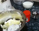 A picture of step 2 of Oreo chocolate cake.