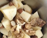 A picture of step 1 of Apples and nut shake.