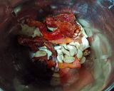 लाल मिर्च की चटनी(lal mirch ki chutney recipe in hindi) रेसिपी चरण 2 फोटो