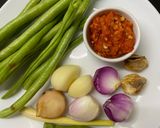 Foto langkah ke 1 dari resep Gulai Pedas Udang Buncis (dengan susu evaporasi).