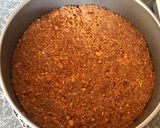A picture of step 5 of Pomegranate Cheesecake.