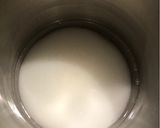 Foto del paso 1 de la receta: Helado casero de limón al agua en 3 pasos