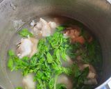 Hình bước làm 3 của món Canh giò heo lá é
