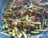 A picture of step 5 of Guwar (cluster beans) Do Pyaza.