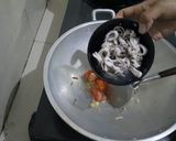Foto langkah ke 4 dari resep 43.Cumi Cah Kangkung.
