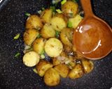 A picture of step 11 of Salt and vinegar potatoes.