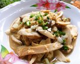 รูปขั้นตอนการทำที่ 6 ของ ผัดเห็ดออรินจิไข่ข้น🍄🍳
