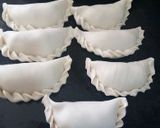 Foto del paso 3 de la receta: Empanada de queso y cebolla
