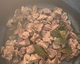 Foto langkah ke 2 dari resep Ati Ampela sambal goreng Kentang.