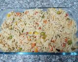 A picture of step 11 of Vegetable rice.