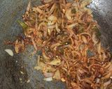 A picture of step 3 of Butter cashew noodles.