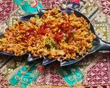 A picture of step 5 of Wai wai chaat.
