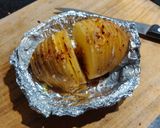 A picture of step 6 of Hasselback / Baked Potato.