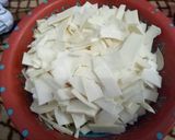 Foto langkah ke 2 dari resep Keripik singkong pedas manis.