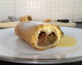 A picture of step 5 of Rhubarb Strudel.