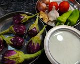 A picture of step 1 of Eggplant in curds gravy.