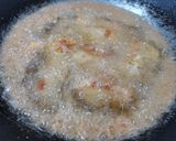 Foto langkah ke 6 dari resep Ayam Goreng Kremes.