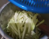 Foto langkah ke 2 dari resep Sayur Santan Labu Siam Kacang Panjang.