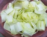 A picture of step 3 of Pan Fry Garlic Baby Chinese Cabbage 蒜蓉炒娃娃菜.