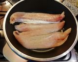 Foto del paso 2 de la receta: Pescado con verduras express 🐟